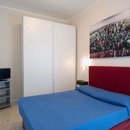 Bed and Breakfast Le Rondini Neapel Exterior foto