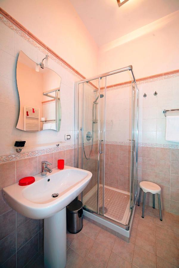Bed and Breakfast Le Rondini Neapel Exterior foto