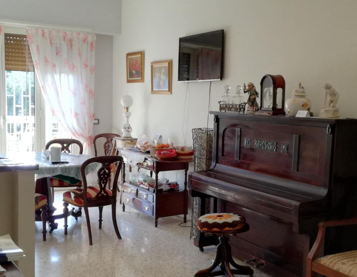 Bed and Breakfast Le Rondini Neapel Exterior foto